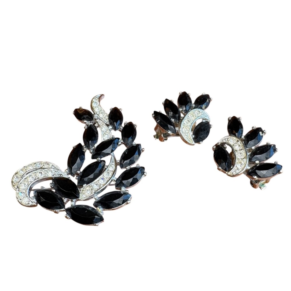 Vintage Sarah Coventry Vienna Nights Brooch & Clip on‎ Earring Estate Set Signed